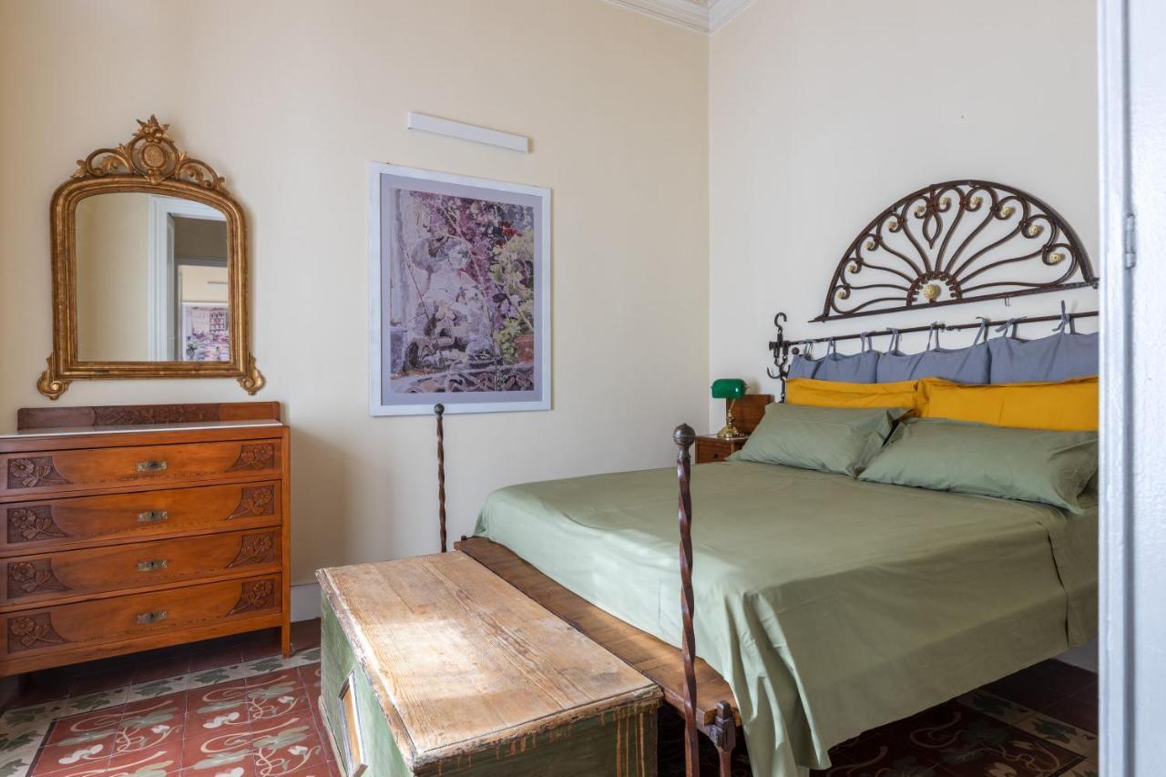 Catania City Center Historical Building Home Kültér fotó